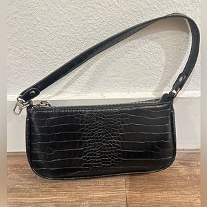 Black alligator shoulder purse.